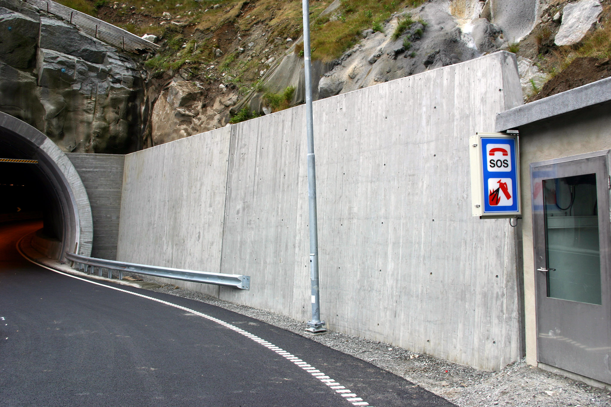 Fedahei tunnel støttemur rampe